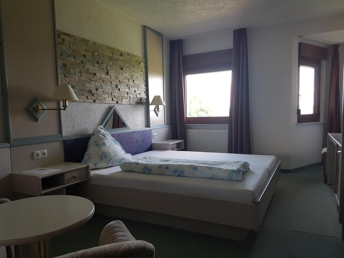 Hotel Zur Engelsburg Hausen-Wied Kültér fotó