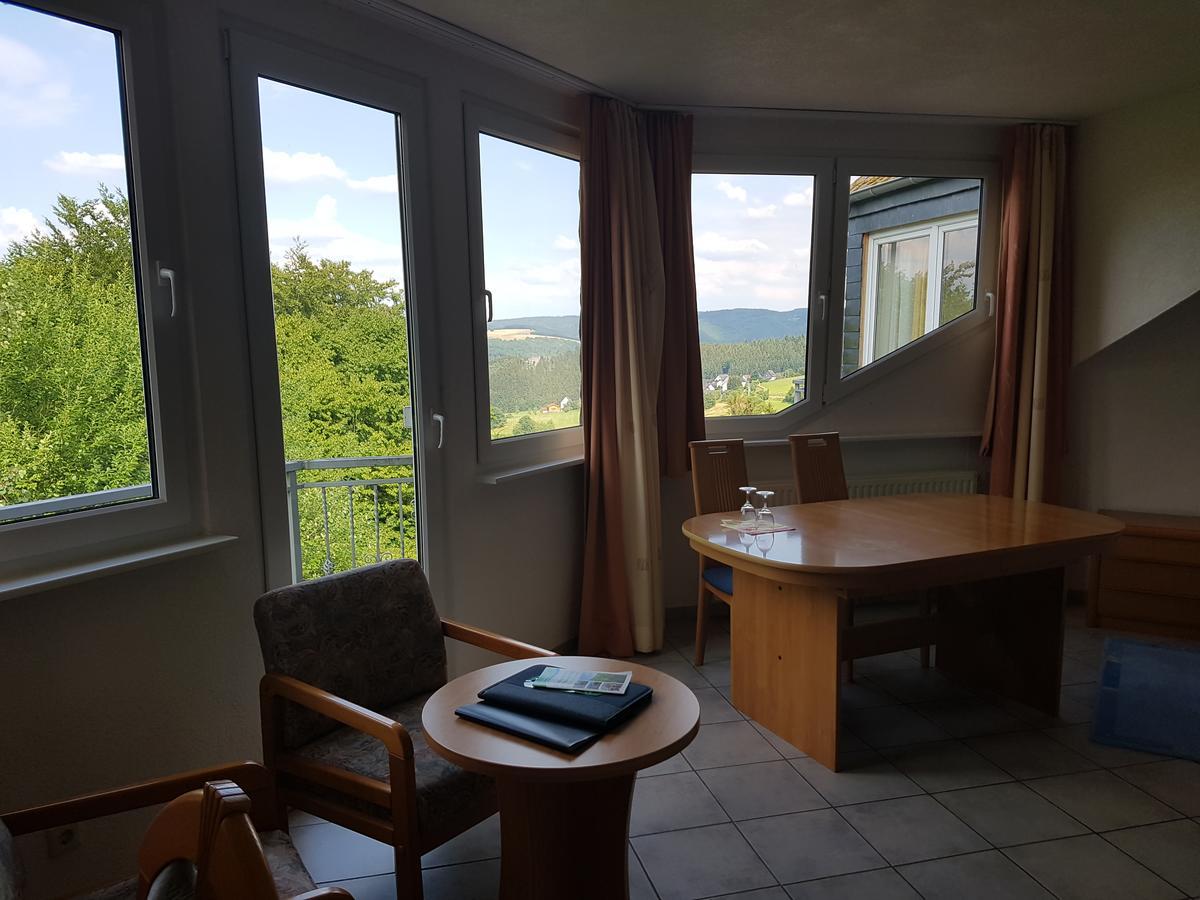 Hotel Zur Engelsburg Hausen-Wied Kültér fotó