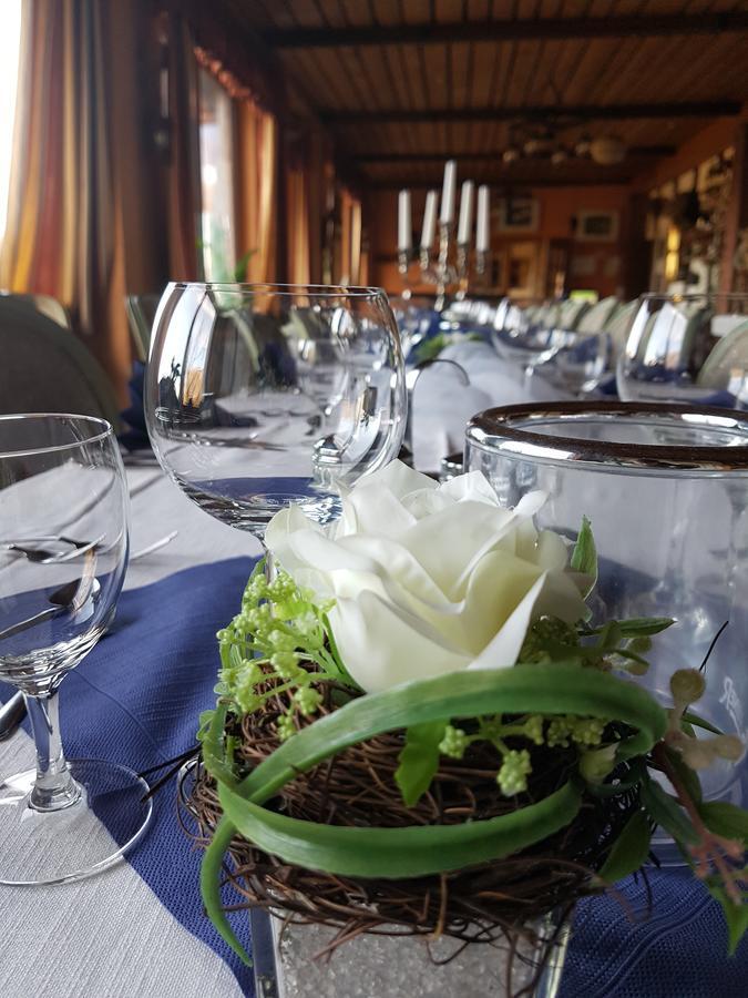 Hotel Zur Engelsburg Hausen-Wied Kültér fotó