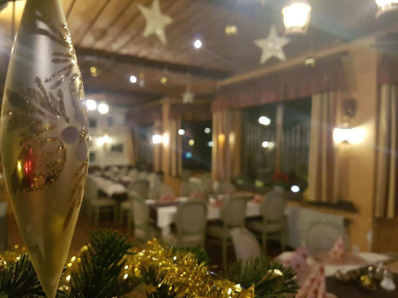 Hotel Zur Engelsburg Hausen-Wied Kültér fotó